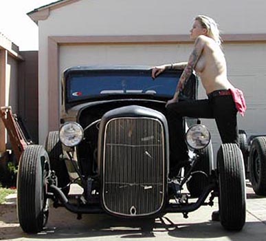 Hot_Rod_Surf_1931_Scalloped_Coupe_001