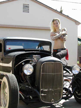 Hot_Rod_Surf_Pin_Up_Amanda013