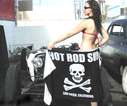 Hot_Rod_Surf_Pin_Up_Isabel_011