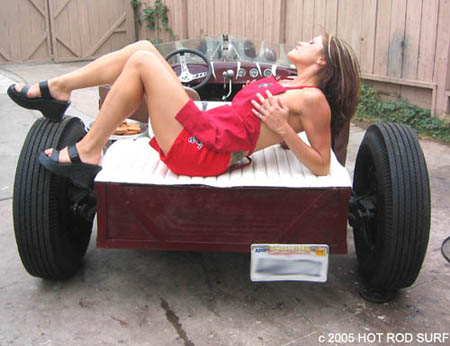 Hot_Rod_Surf_Pin_Up_Megan_017