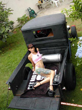 Hot_Rod_Surf_Pin_Up_Natasha_013